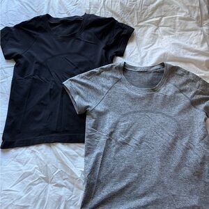 lululemon athletica Women's Black and Gray Short Sleeve Tees